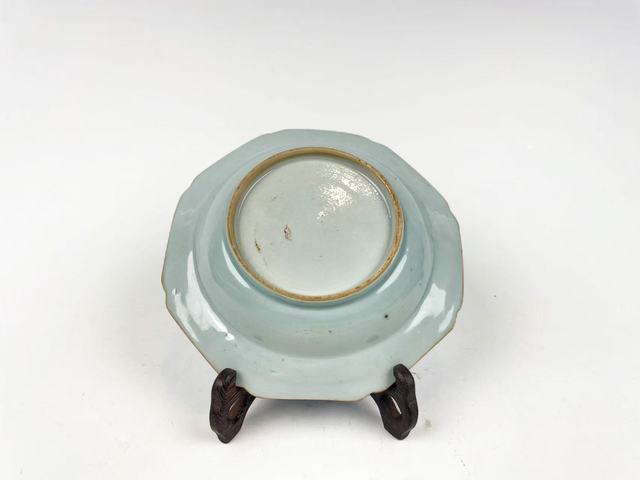 古玩陶瓷清早期·青花山水樓閣八方盤拍賣,當前價格0元