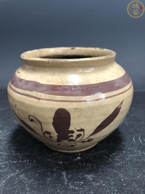 古玩陶瓷明代?黃釉花卉紋罐拍賣，當前價格2200元