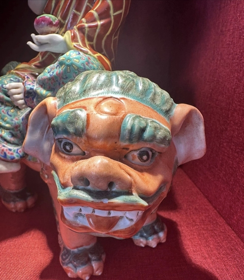 古玩陶瓷粉彩人物瓷塑雕像真品鑒賞圖
