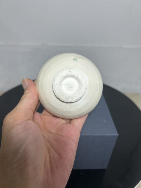 古玩陶瓷白釉茶碗真品鑒賞圖