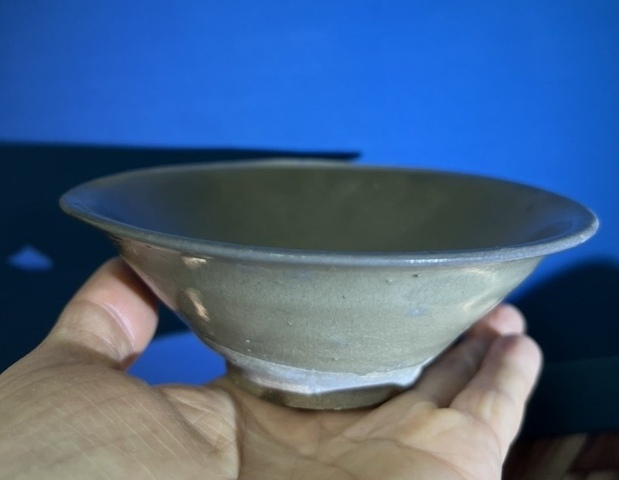 古玩陶瓷越窯青瓷茶盞真品鑒賞圖