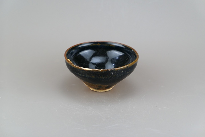 古玩陶瓷遇林亭窯烏金釉茶盞真品鑒賞圖