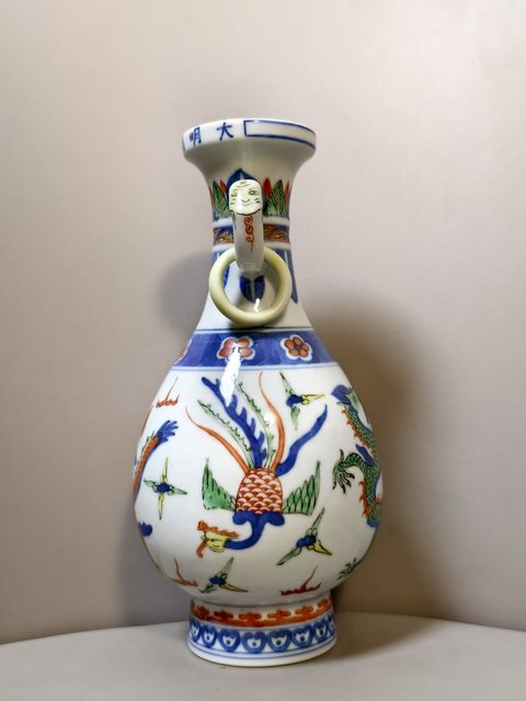 古玩陶瓷清晚·青花五彩龍鳳紋雙耳瓶 真品鑒賞圖
