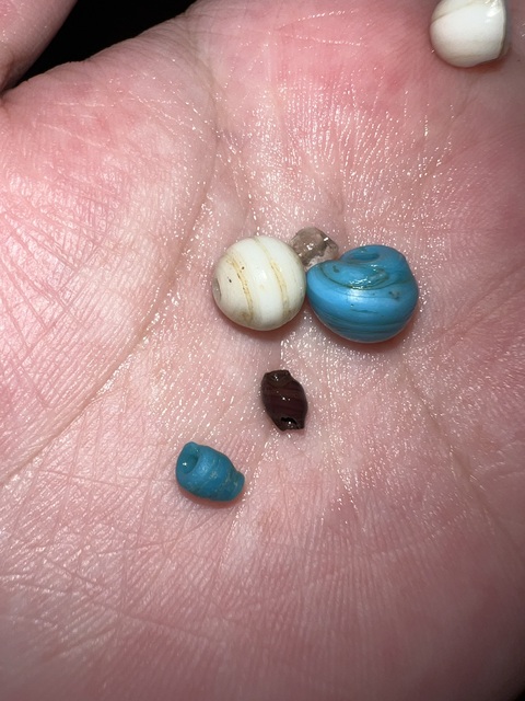 古玩玉器老琉璃珠真品鑒賞圖