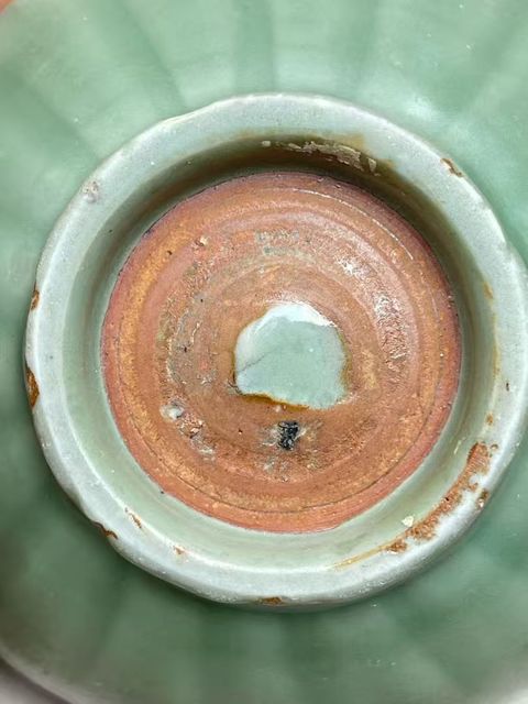 古玩陶瓷青釉刻花紋碗真品鑒賞圖
