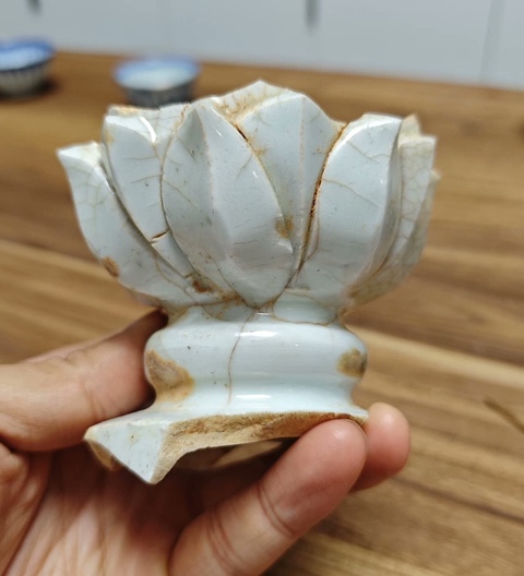 古玩陶瓷湖田窯蓮瓣紋香爐標(biāo)本真品鑒賞圖