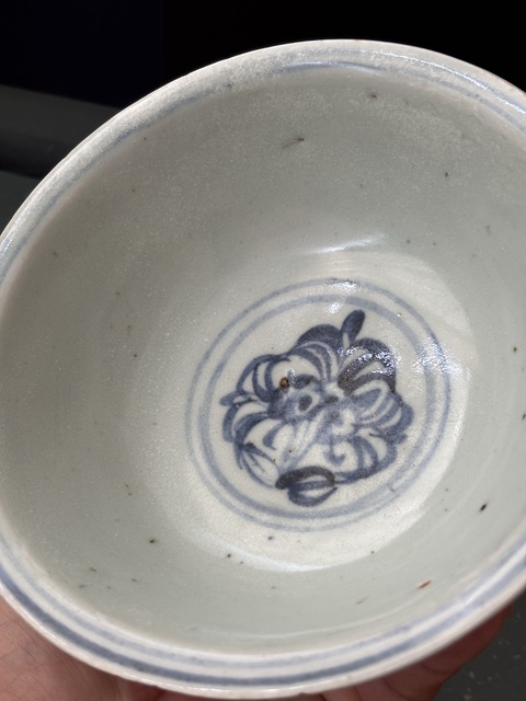 古玩陶瓷并蒂菊青花碗真品鑒賞圖