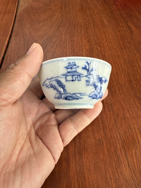 古玩陶瓷青花杯真品鑒賞圖