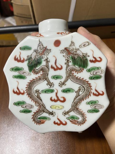 古玩陶瓷五彩龍紋茶葉罐真品鑒賞圖