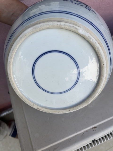 古玩陶瓷連生貴子圖青花罐真品鑒賞圖