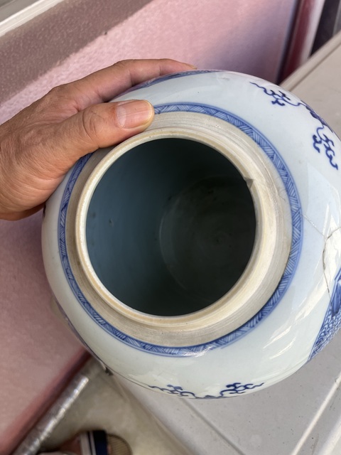 古玩陶瓷連生貴子圖青花罐真品鑒賞圖
