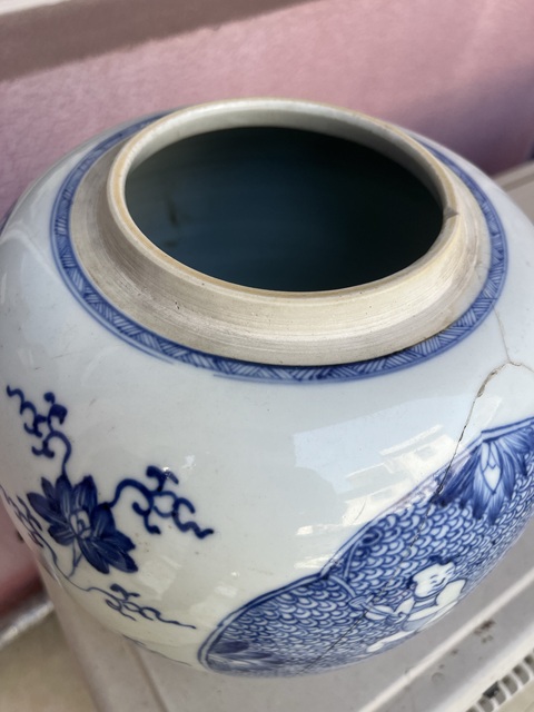 古玩陶瓷連生貴子圖青花罐真品鑒賞圖