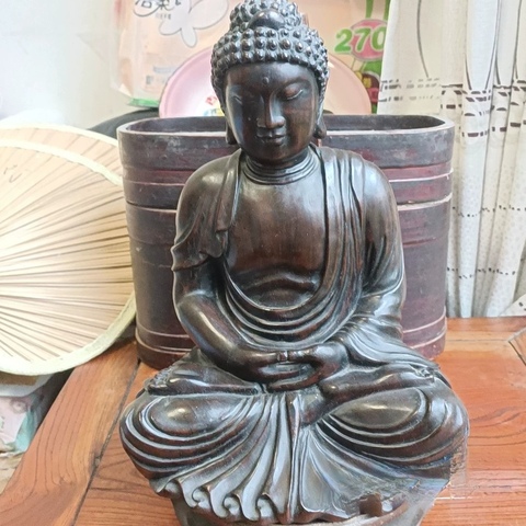古玩雜項紅木雕刻的禪定釋迦牟尼佛真品鑒賞圖