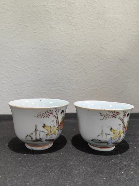 古玩陶瓷三娘教子茶杯一對(duì)真品鑒賞圖