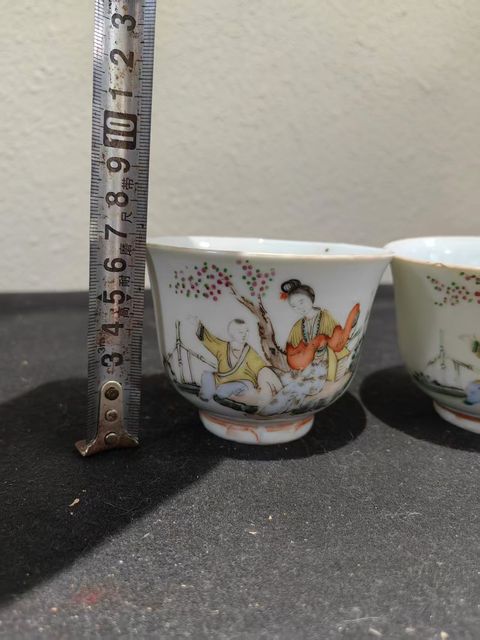 古玩陶瓷三娘教子茶杯一對(duì)真品鑒賞圖
