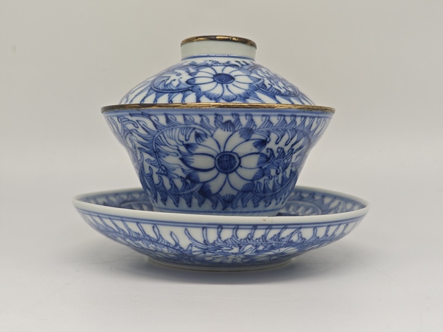 古玩陶瓷青花纏枝花紋蓋碗拍賣,當前價格3888元