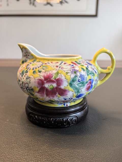 古玩陶瓷民國黃地粉彩百花壺真品鑒賞圖