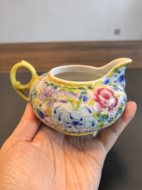 古玩陶瓷民國黃地粉彩百花壺真品鑒賞圖