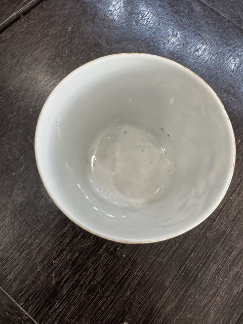 古玩陶瓷晚清獅紋青花杯真品鑒賞圖