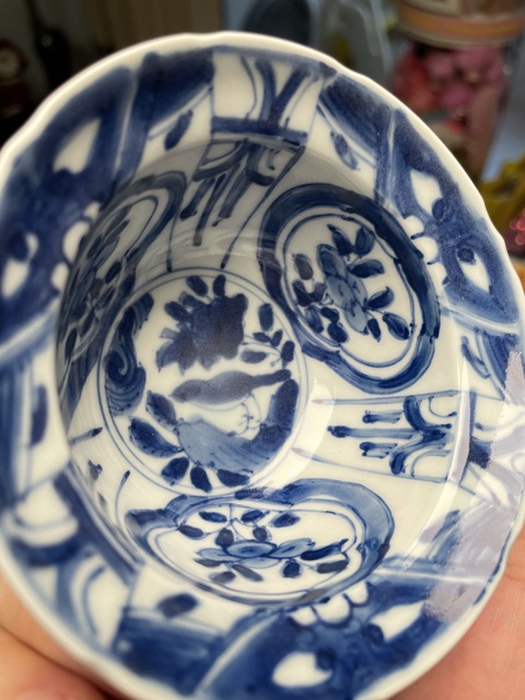 古玩陶瓷晚清青花折沿杯真品鑒賞圖