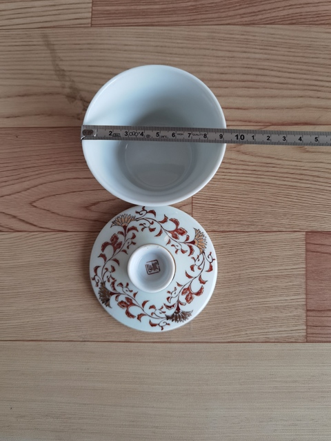 古玩陶瓷花卉紋蓋杯拍賣,當前價格168元