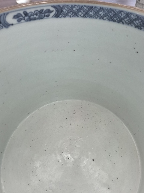 古玩陶瓷青花罐真品鑒賞圖