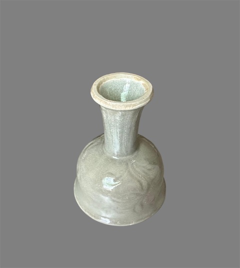 古玩陶瓷龍泉窯暗刻牡丹紋高足杯拍賣,當前價格3800元