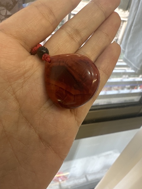 古玩玉器南紅瑪瑙吊墜真品鑒賞圖