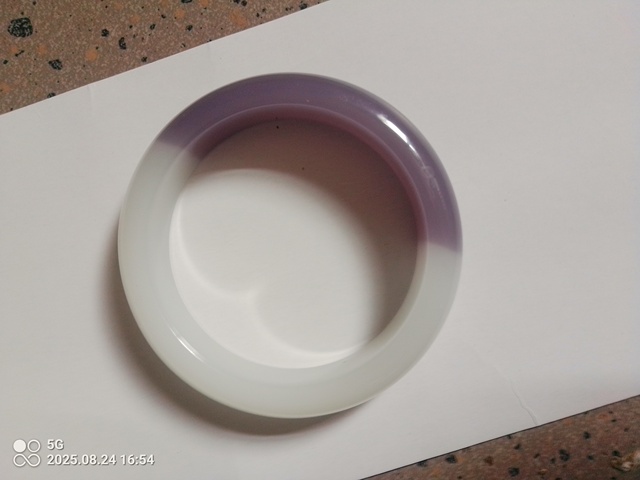 古玩玉器“乳化玻璃”手鐲真品鑒賞圖