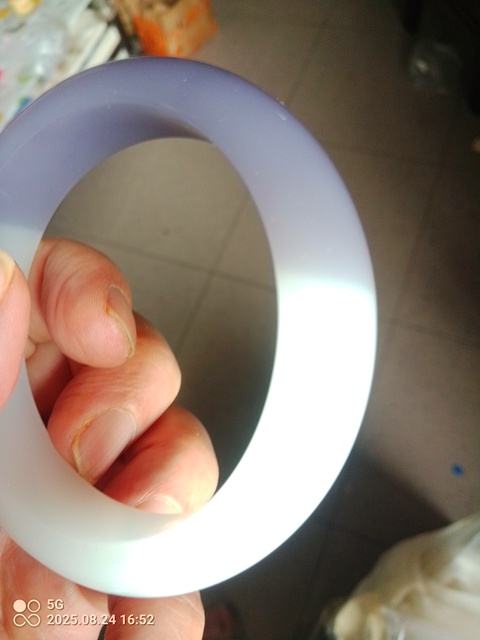 古玩玉器“乳化玻璃”手鐲真品鑒賞圖