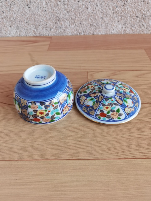 古玩陶瓷花卉紋蓋杯拍賣,當前價格220元
