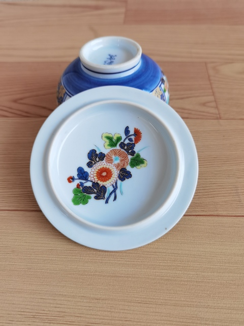 古玩陶瓷花卉紋蓋杯拍賣,當前價格220元