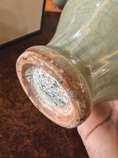 古玩陶瓷元末明初龍泉窯小罐真品鑒賞圖