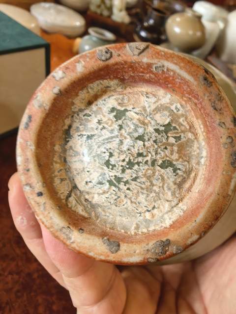 古玩陶瓷元末明初龍泉窯小罐真品鑒賞圖
