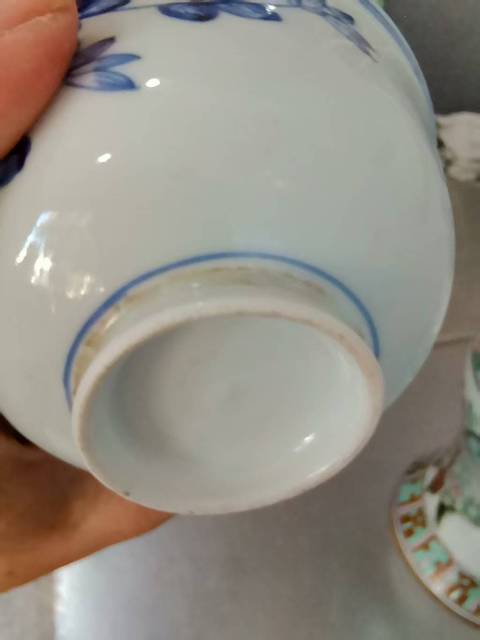 古玩陶瓷青花淡描花卉紋茶碗真品鑒賞圖
