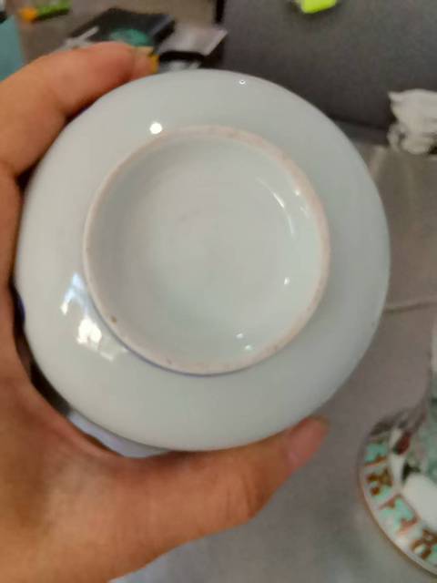 古玩陶瓷青花淡描花卉紋茶碗真品鑒賞圖