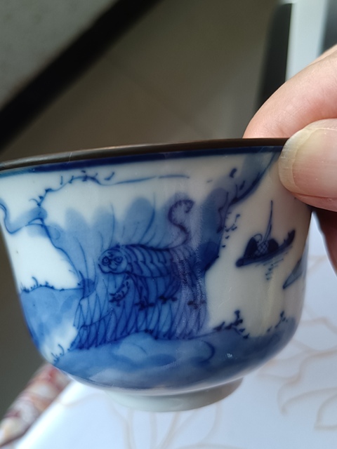 古玩陶瓷青花人物故事紋杯真品鑒賞圖