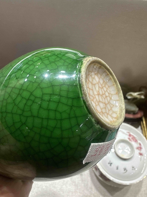 古玩陶瓷綠哥釉杯真品鑒賞圖