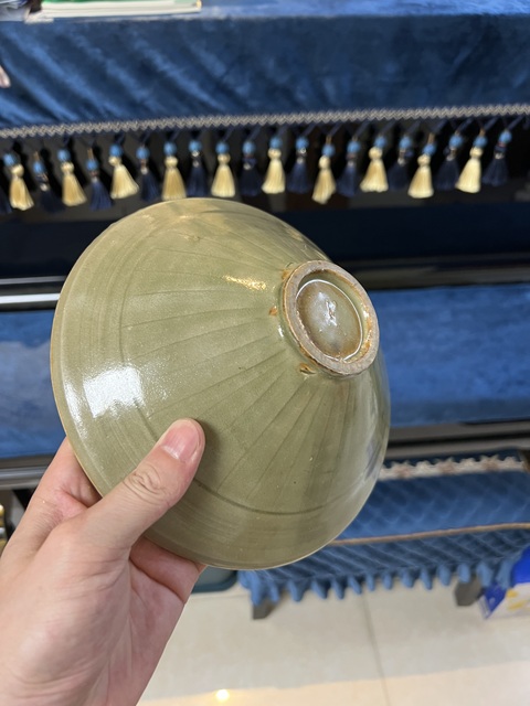 古玩陶瓷耀州窯菠蘿牡丹碗真品鑒賞圖