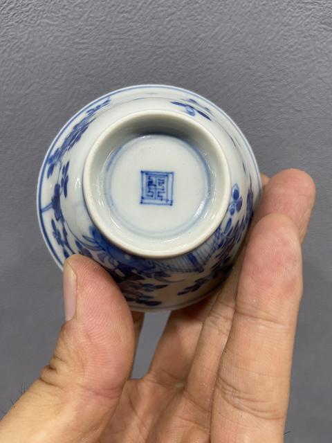 古玩陶瓷青花杯真品鑒賞圖