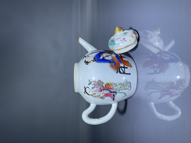 古玩陶瓷粉彩壺真品鑒賞圖
