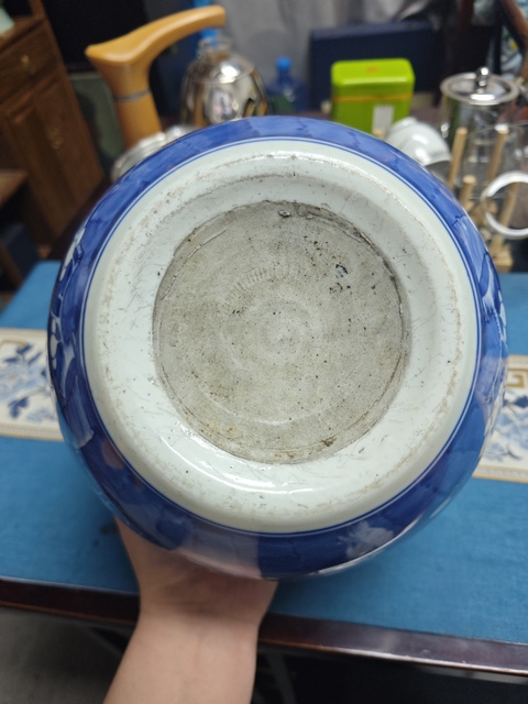 古玩陶瓷青花留白冰梅紋缸拍賣,當(dāng)前價(jià)格2800元