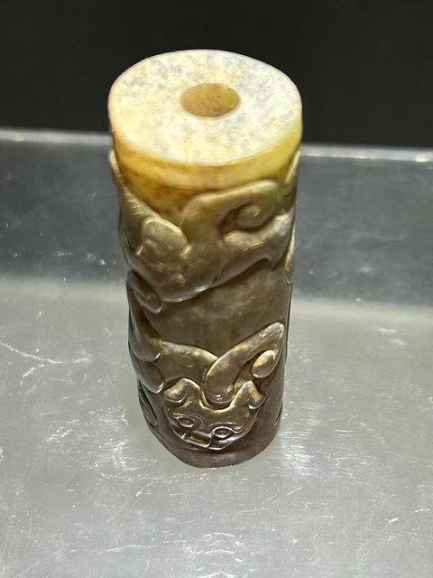 古玩玉器漢代紅沁龍紋勒子拍賣,當前價格38600元