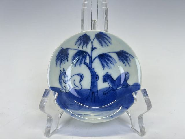 古玩陶瓷清道光·青花柳下雙駿碟真品鑒賞圖