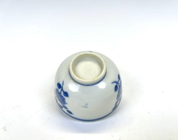 古玩陶瓷清中早期·青花花卉杯拍賣,當(dāng)前價格99元