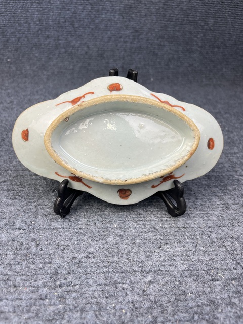 古玩陶瓷粉彩花卉紋小供盤真品鑒賞圖