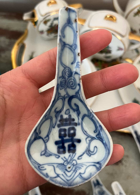 古玩陶瓷青花勺子真品鑒賞圖