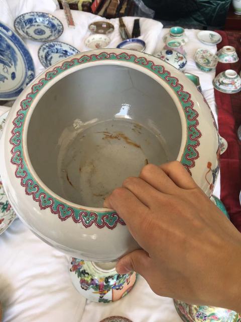 古玩陶瓷嬰戲紋粉彩水呈真品鑒賞圖
