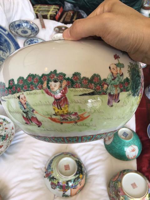 古玩陶瓷嬰戲紋粉彩水呈真品鑒賞圖
