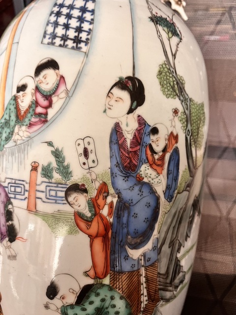 古玩陶瓷三百件嬰戲圖大賞瓶真品鑒賞圖